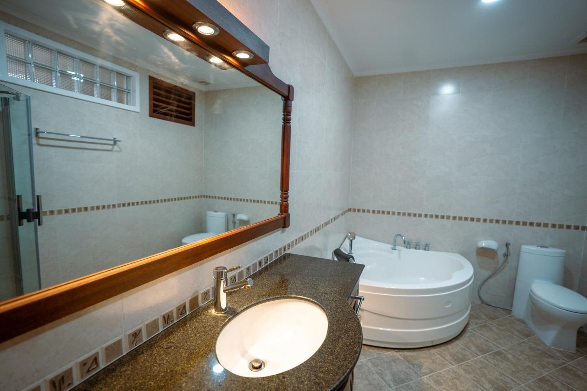 Hamptons Apartments พนมเปญ ภายนอก รูปภาพ