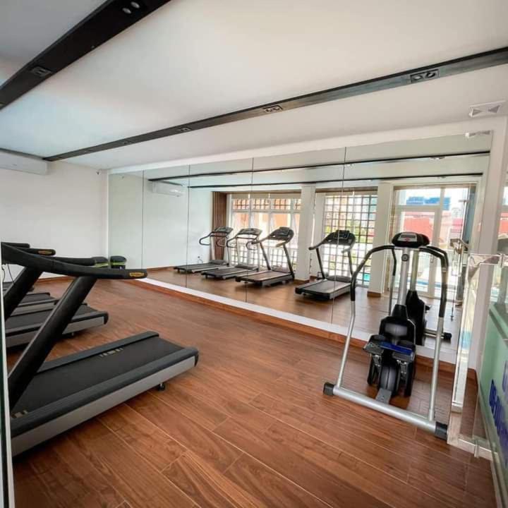 Hamptons Apartments พนมเปญ ภายนอก รูปภาพ